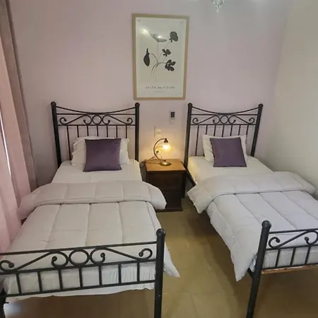 Margarita アパート Kalamákion